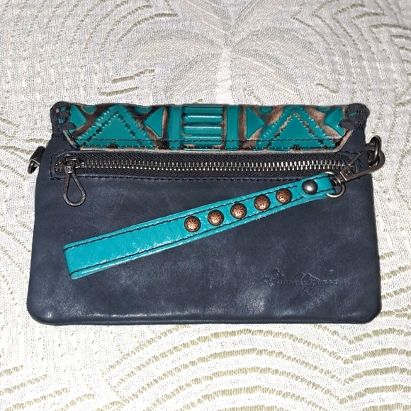 Montana West Green and Black Leather Clutch Wristlet - Picture 6 of 9